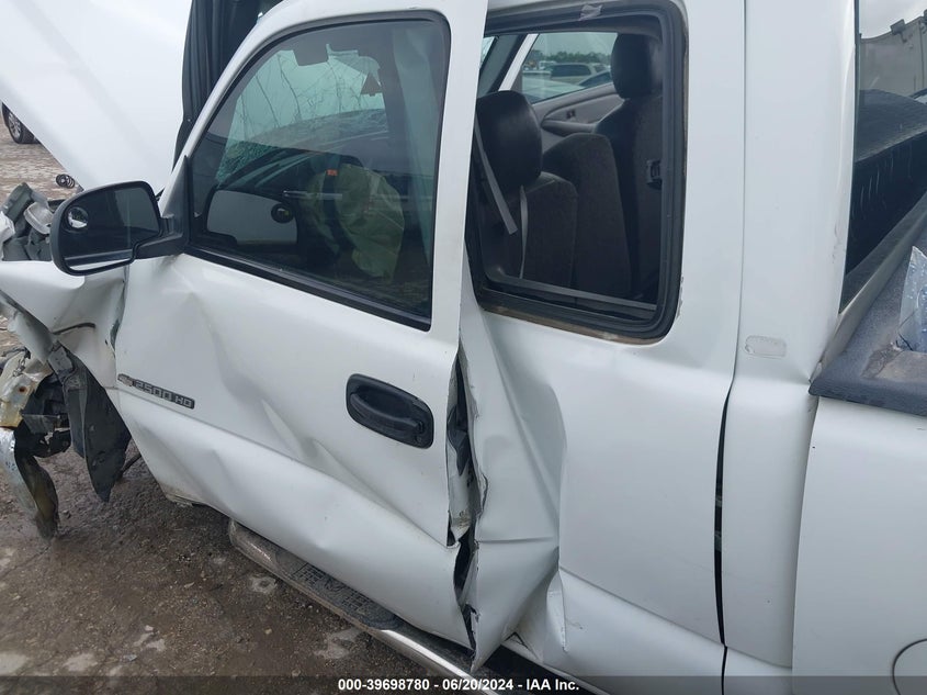 2003 Chevrolet Silverado C2500 Heavy Duty VIN: 1GCHC29U03E169986 Lot: 39698780