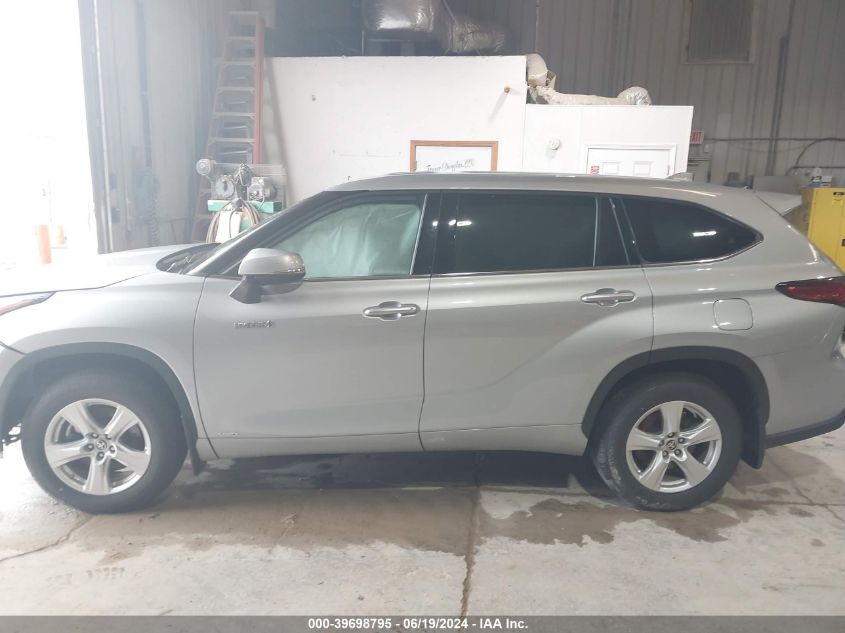 5TDBBRCH7MS066797 2021 Toyota Highlander Hybrid Le