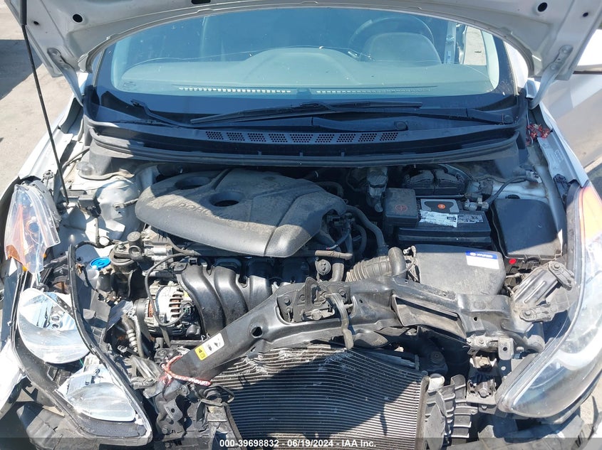 2013 Hyundai Elantra Limited VIN: KMHDH4AE7DU994894 Lot: 39698832