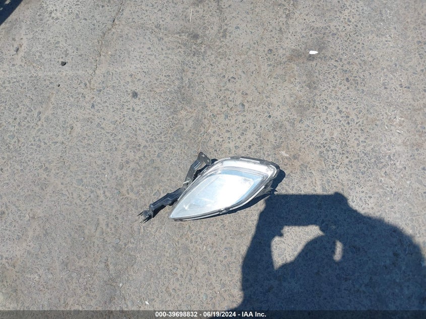 2013 Hyundai Elantra Limited VIN: KMHDH4AE7DU994894 Lot: 39698832