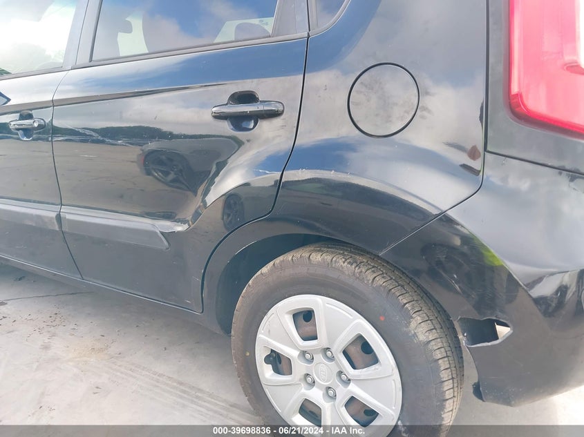 2013 Kia Soul VIN: KNDJT2A58D7566874 Lot: 39698836