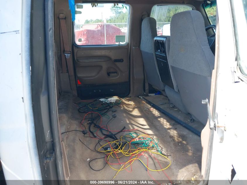 1993 Ford F350 VIN: 2FTJW36H2PCA15619 Lot: 39698996