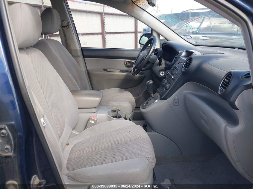 2007 Kia Rondo Ex VIN: KNAFG525477082082 Lot: 39699035