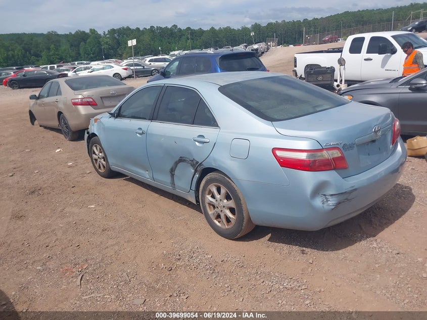 2007 Toyota Camry Le VIN: 4T1BE46K77U715821 Lot: 39699054