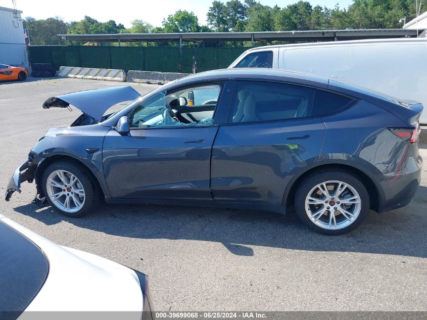 2021 Tesla Model Y Long Range Dual Motor All-Wheel Drive VIN: 5YJYGDEE3MF070285 Lot: 39699068