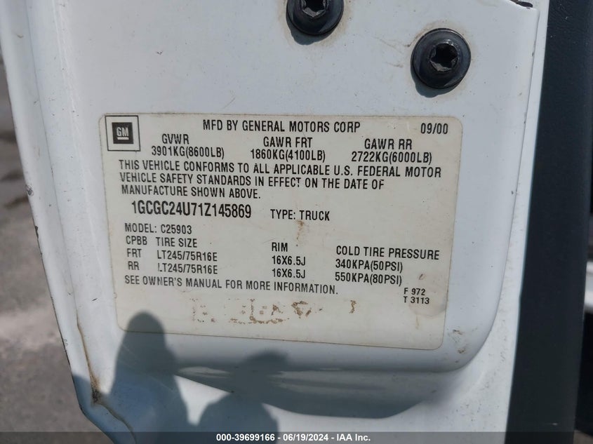 2001 Chevrolet Silverado 2500 VIN: 1GCGC24U71Z145869 Lot: 39699166