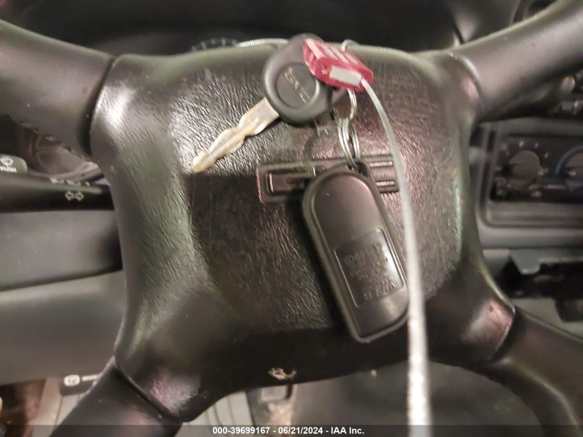 2000 GMC Sierra 1500 Sle VIN: 1GTEK14T7YE355904 Lot: 39699167