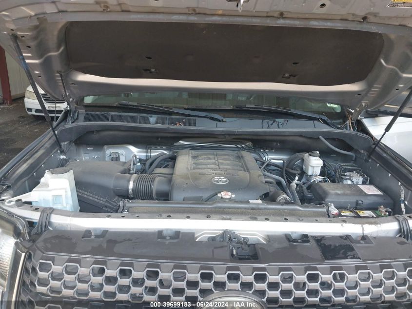 2018 Toyota Tundra Sr5 5.7L V8 VIN: 5TFUY5F1XJX743975 Lot: 39699183