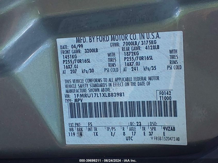 1999 Ford Expedition Eddie Bauer/Xlt VIN: 1FMRU17L1XLB83981 Lot: 39699211