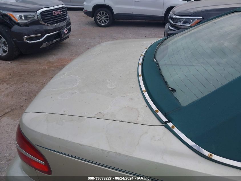 1997 Lincoln Continental VIN: 1LNLM97V1VY721827 Lot: 39699227