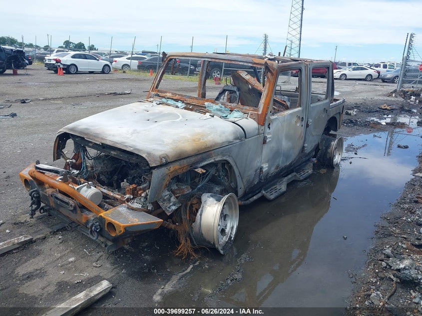 2014 JEEP WRANGLER UNLIMITED SPORT - 1C4BJWDG5EL261453
