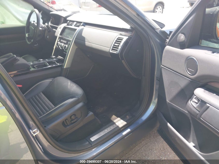 2019 LAND ROVER DISCOVERY HSE - SALRR2RV3K2413960