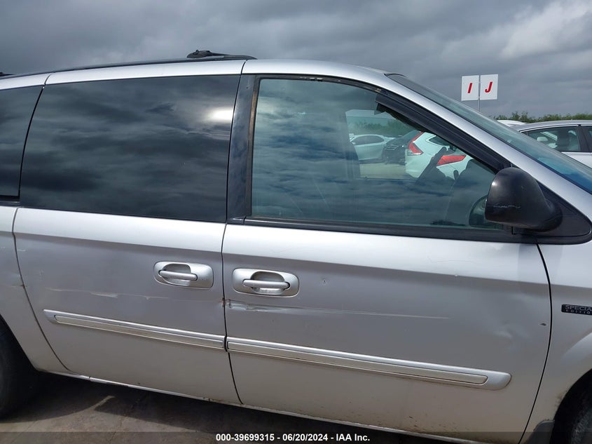 2007 Chrysler Town & Country Touring VIN: 2A4GP54L97R357988 Lot: 39699315