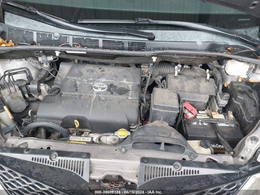 2014 Toyota Sienna Se 8 Passenger VIN: 5TDXK3DC9ES470787 Lot: 39699324