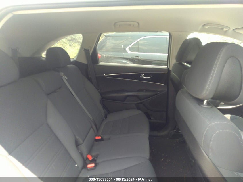 2016 Kia Sorento 2.4L Lx VIN: 5XYPGDA35GG066199 Lot: 39699331