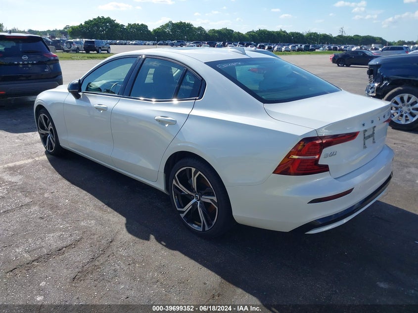 2024 VOLVO S60 B5 CORE DARK THEME - 7JRL12FK6RG281810