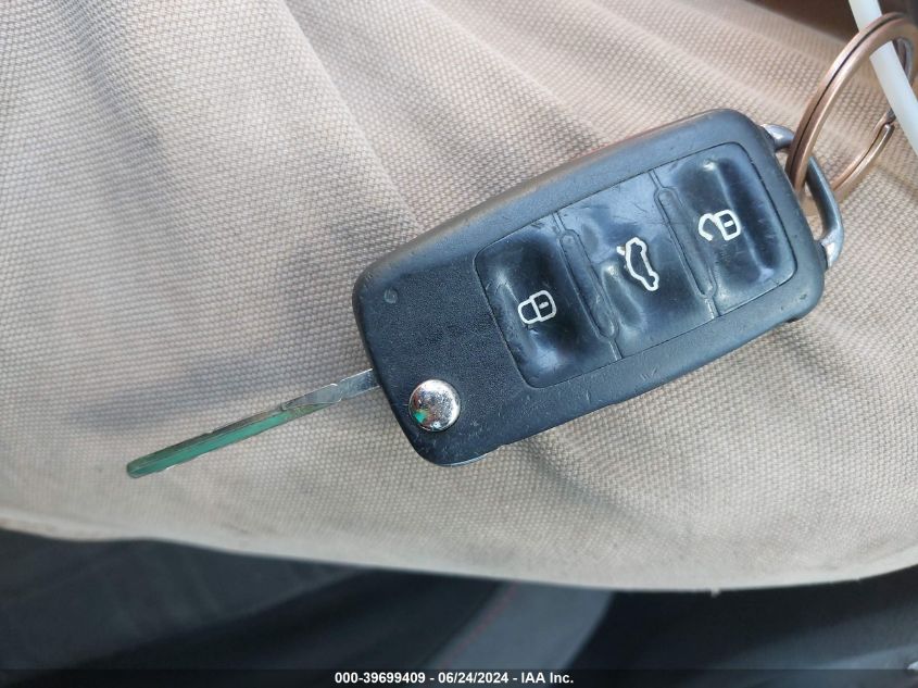 2011 Volkswagen Gti 4-Door VIN: WVWHV7AJ4BW187988 Lot: 39699409