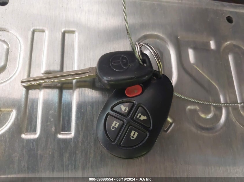 2011 Toyota Sienna Le V6 VIN: 5TDKK3DC4BS048500 Lot: 39699554