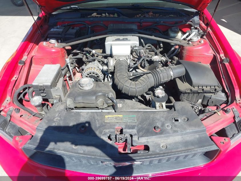 2007 Ford Mustang V6 Deluxe/V6 Premium VIN: 1ZVFT84N175206296 Lot: 39699757