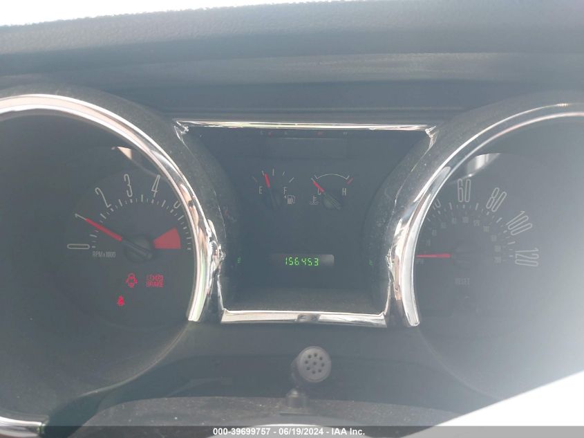 2007 Ford Mustang V6 Deluxe/V6 Premium VIN: 1ZVFT84N175206296 Lot: 39699757