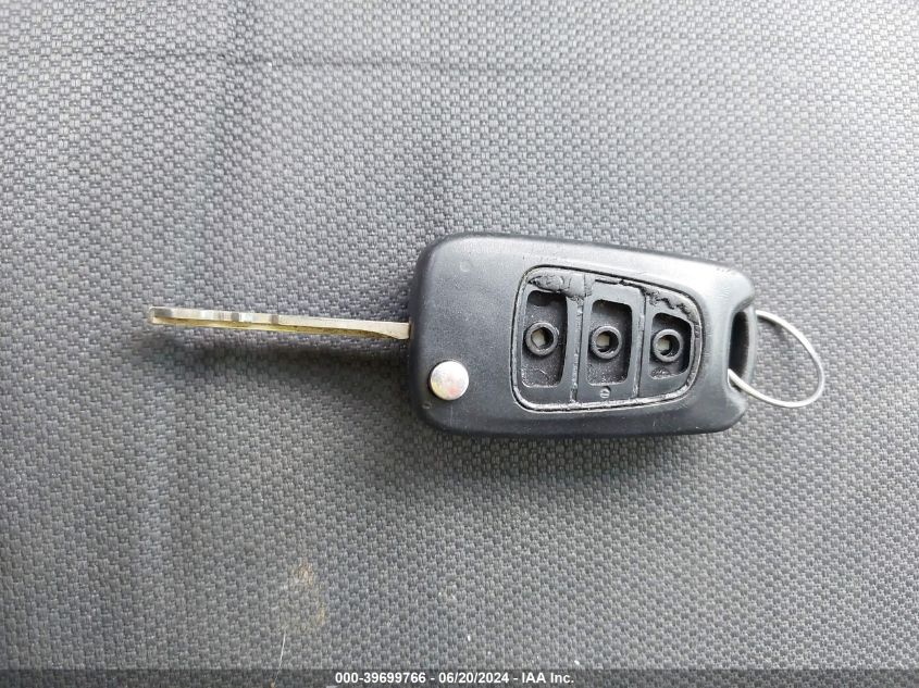 2011 Kia Soul + VIN: KNDJT2A26B7196463 Lot: 39699766