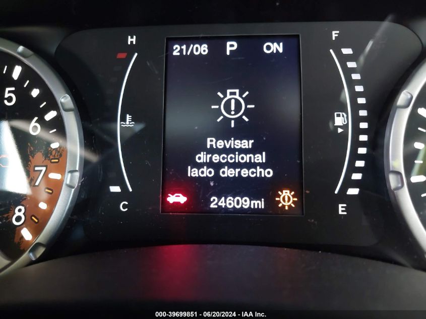 2017 Jeep Renegade Latitude Fwd VIN: ZACCJABB8HPG21278 Lot: 39699851