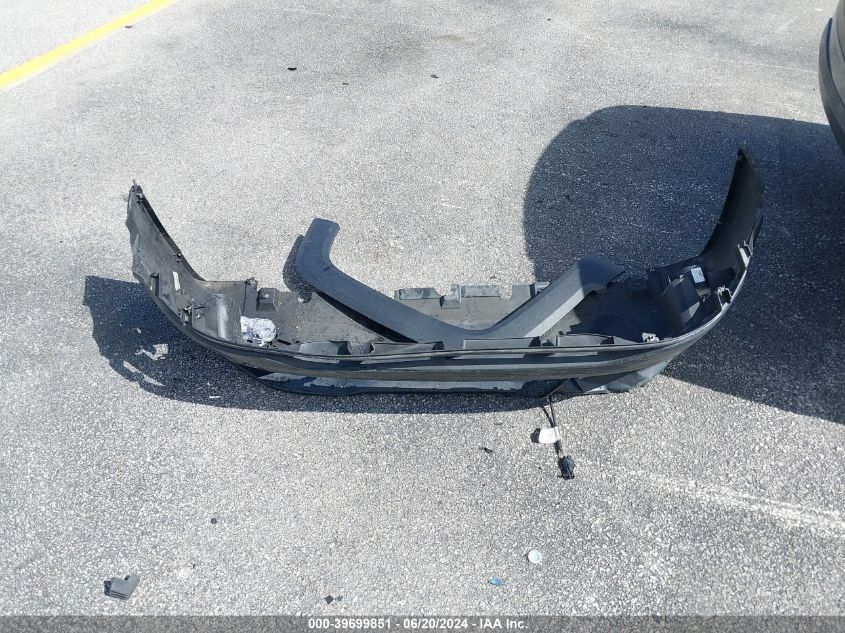 2017 Jeep Renegade Latitude Fwd VIN: ZACCJABB8HPG21278 Lot: 39699851