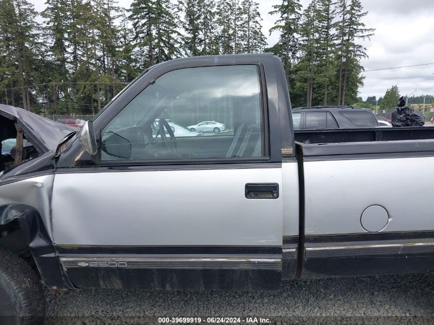 1990 Chevrolet Gmt-400 K2500 VIN: 1GCGK24K5LE138284 Lot: 39699919