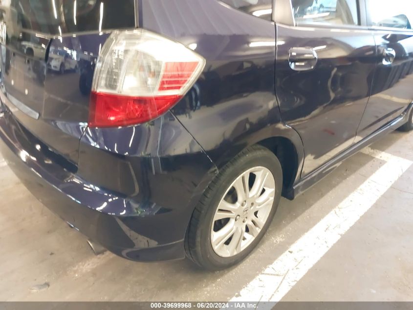 2010 Honda Fit Sport VIN: JHMGE8H40AC017143 Lot: 39699968