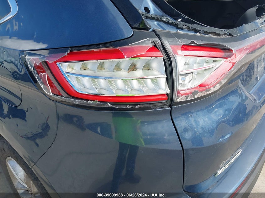 VIN 2FMPK3J89JBC40111 2018 FORD EDGE SEL