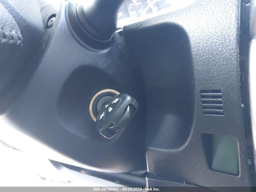 2018 Toyota 4Runner Sr5/Limited/Sr5 Premium VIN: JTEZU5JR4J5168102 Lot: 39700053