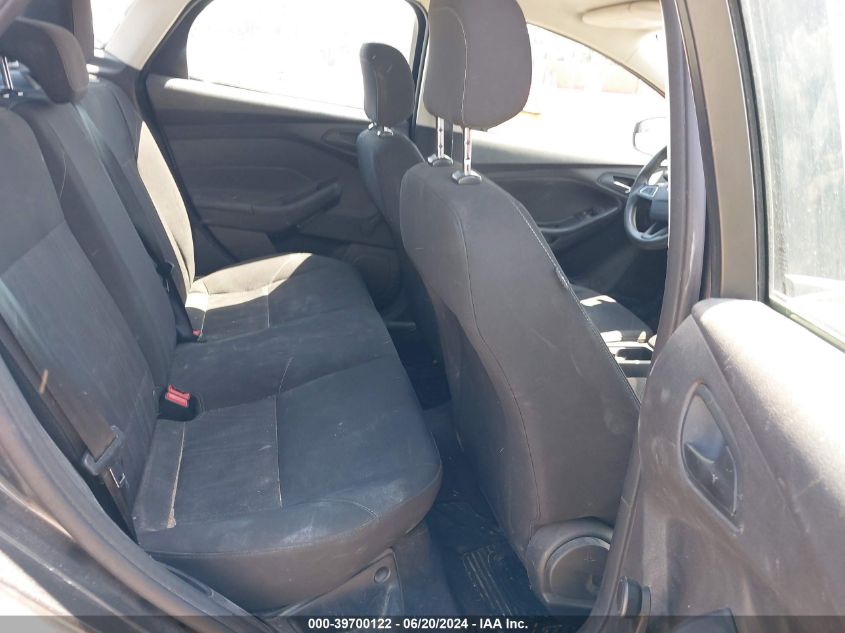 2015 Ford Focus S VIN: 1FADP3E26FL299967 Lot: 39700122