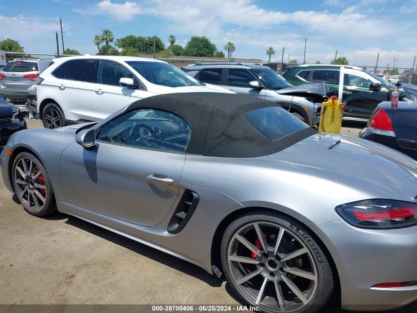 2017 Porsche 718 Boxster S VIN: WP0CB2A86HS241374 Lot: 39700406