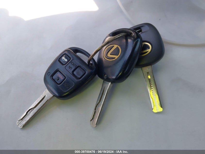 2006 Lexus Es 330 VIN: JTHBA30G865168595 Lot: 39700476