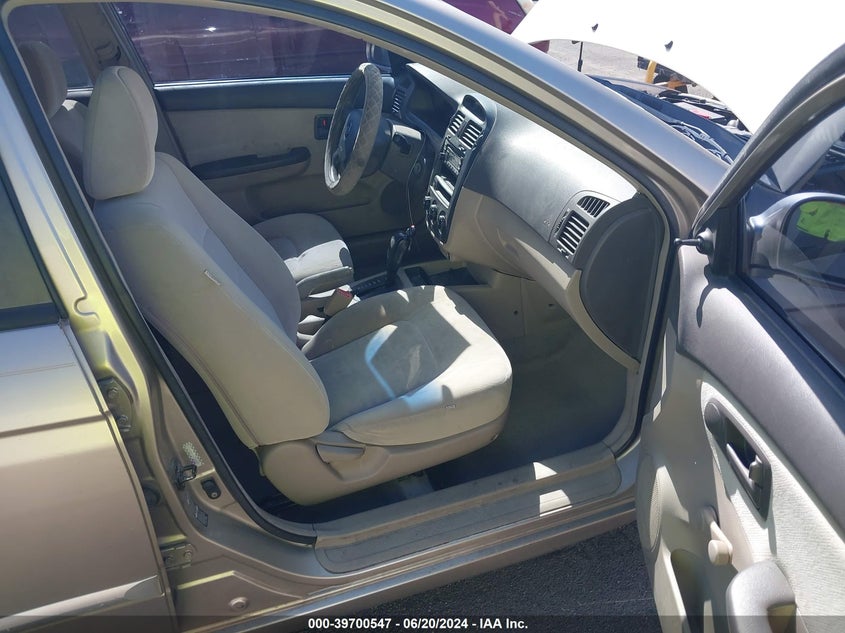 2004 Kia Spectra Ex/Lx VIN: KNAFE121845026651 Lot: 39700547