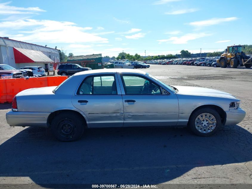 2004 Ford Crown Victoria Standard VIN: 2FAFP73W24X113007 Lot: 39700567