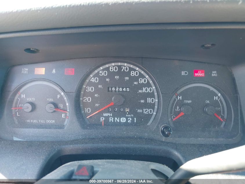 2004 Ford Crown Victoria Standard VIN: 2FAFP73W24X113007 Lot: 39700567