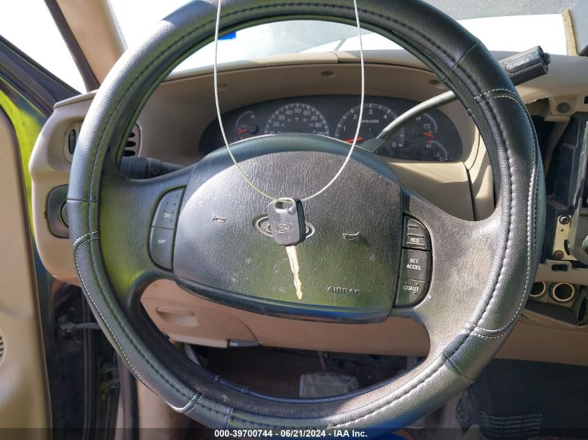 2000 Ford F-150 Work Series/Xl/Xlt VIN: 1FTZX1727YKA50295 Lot: 39700744