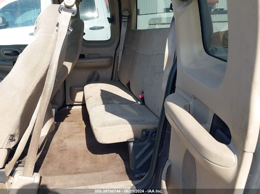 2000 Ford F-150 Work Series/Xl/Xlt VIN: 1FTZX1727YKA50295 Lot: 39700744