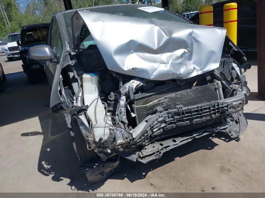 2009 Honda Fit Sport VIN: JHMGE88439S040191 Lot: 39700769