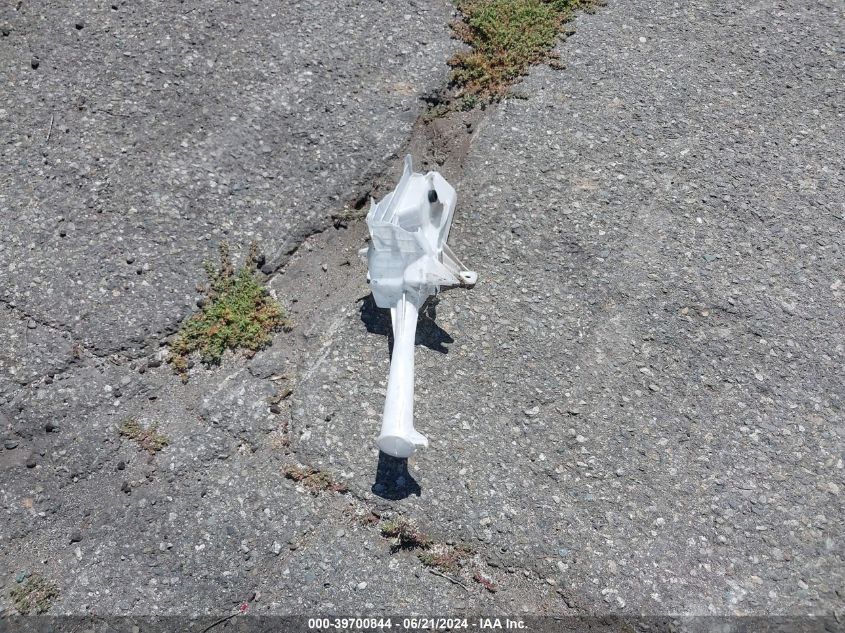 2020 Hyundai Venue Sel VIN: KMHRC8A35LU030318 Lot: 39700844