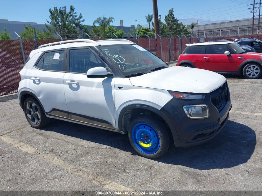 2020 Hyundai Venue Sel VIN: KMHRC8A35LU030318 Lot: 39700844
