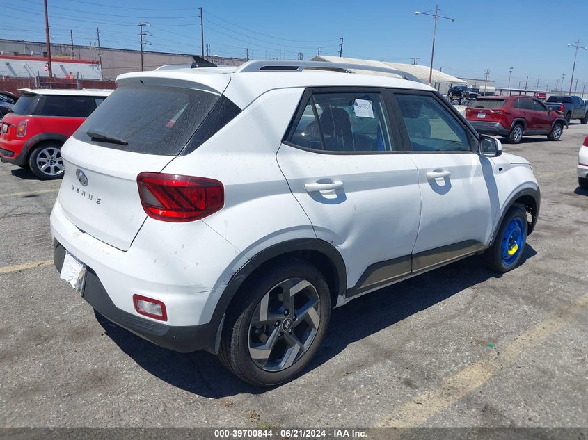 2020 Hyundai Venue Sel VIN: KMHRC8A35LU030318 Lot: 39700844