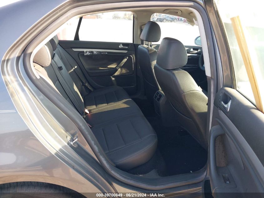 2008 Volkswagen Jetta Se/Sel VIN: 3VWRM71K28M178731 Lot: 39700849