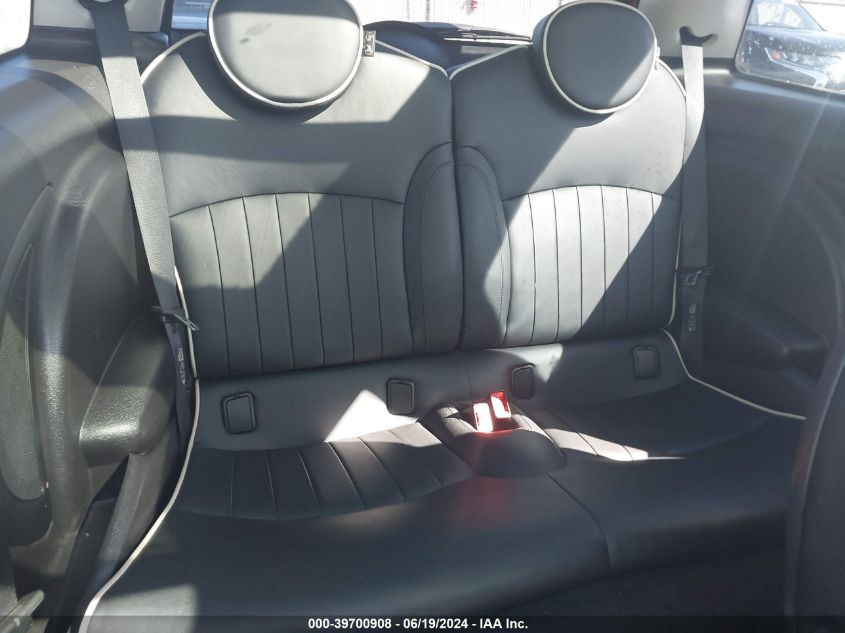 2007 Mini Cooper S VIN: WMWMF73547TT83866 Lot: 39700908