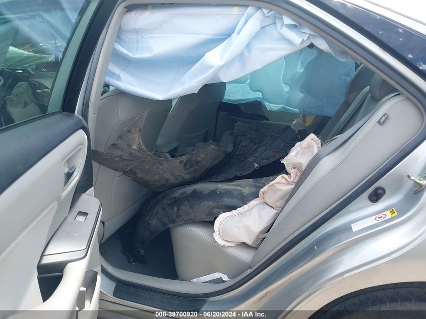 2016 Toyota Camry Xle VIN: 4T1BF1FKXGU598764 Lot: 39700920