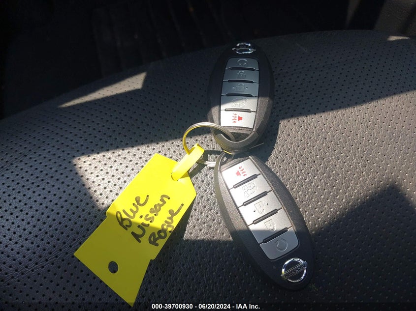 2019 NISSAN ROGUE SL - 5N1AT2MV5KC755669