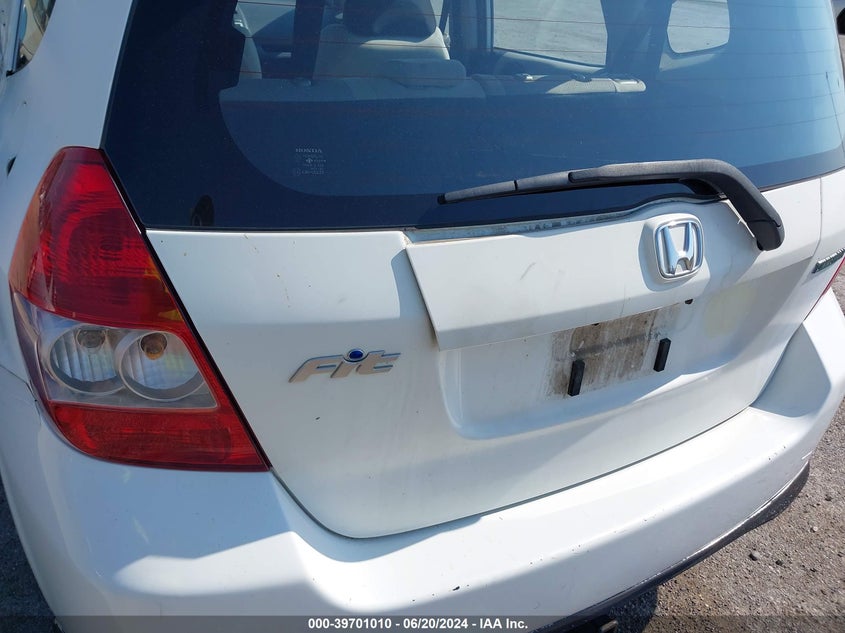 2007 Honda Fit Sport VIN: JHMGD38647S068439 Lot: 39701010