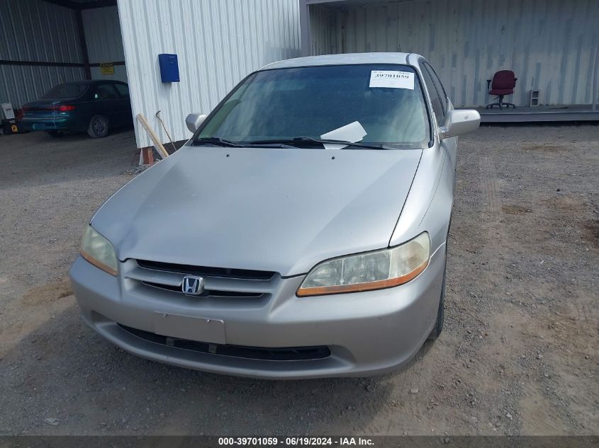 1999 Honda Accord Lx VIN: JHMCG5544XC041935 Lot: 39701059