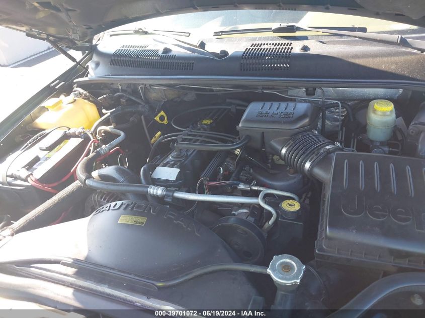 2001 Jeep Grand Cherokee Laredo VIN: 1J4GX48S11C556481 Lot: 39701072